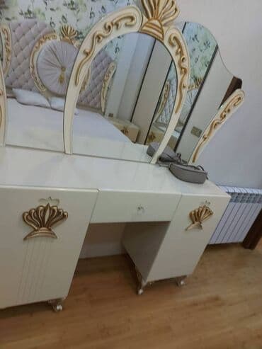 qurtuluş 93 kiraye evler tap az: Əhmədli metrosuna yaxin neapol dairesinə və venesiya sadliq evine — 11