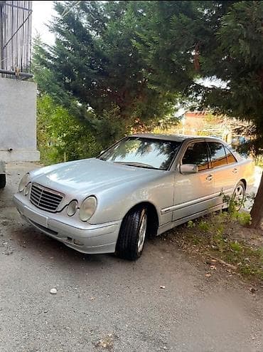 mercedes c: Mercedes-Benz E-Class: 2.2 l | Sedan — 9