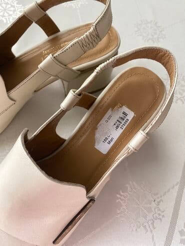 qoyun dərisindən ev üçün qadın şap şapları: Ölçü: 37, rəng - Bej, Yeni — 5