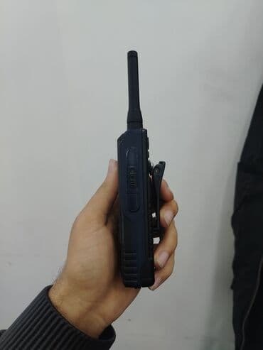 Apple iPhone: Dağlarda, kend ve yaxud iş üçün tam ideal telefon. Telefon teze — 3