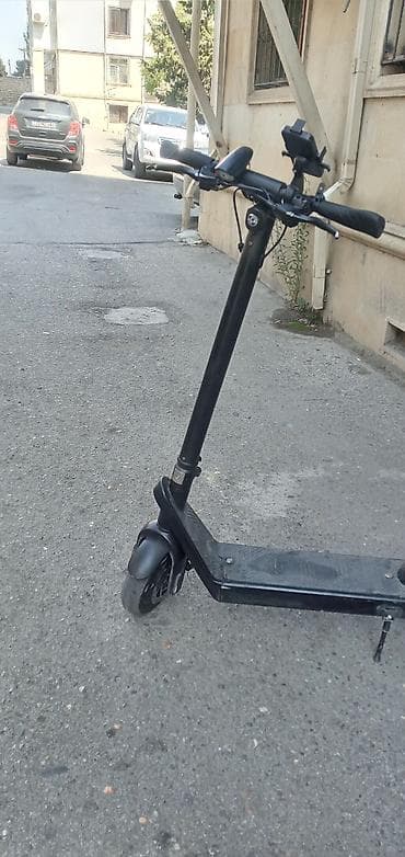İşlənmiş Elektrik samokat 12", 501 - 750 Vt, > 45 km/s, Rayonlara çatdırılma — 1