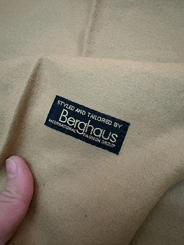 baş geyimi: Berghaus şərf – klassik bej rəngdə - Brend: Berghaus (Styled and — 2