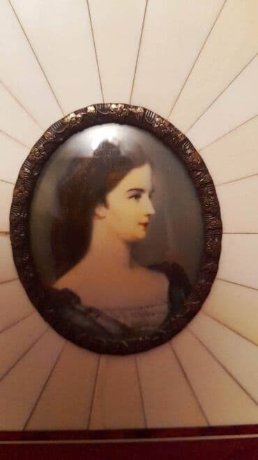 imzalı kart: Fil sümüyü üzərində antik miniatür, 1870-1900-cü illər arasında — 2