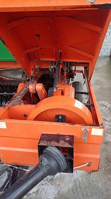 uaz 3303 satisi: Karataş kvadrat bağlama presi (saman-ot presi) - Traktora qoşulan — 5