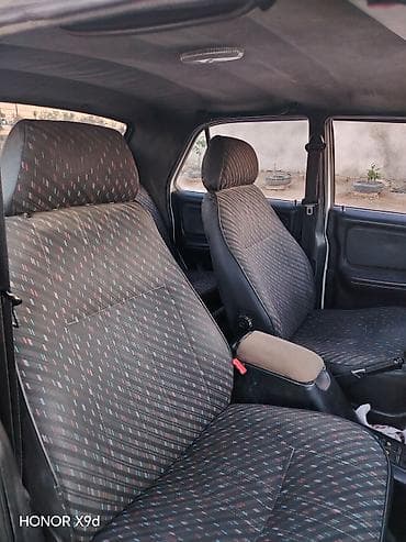 larzon disk: QAZ 3110 Volga: 2.3 l | 2003 il 314400 km Sedan — 7