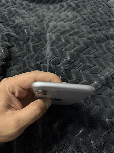 apple macbook: IPhone 11, 128 GB, Deep Purple, Face ID — 2