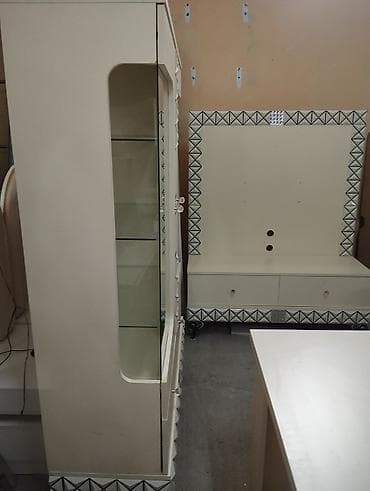 ev stulu: Masa və oturacaqlar — 3