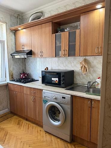 Mətbəx mebeli satılır 200₼. Ölçü 2.40. Üzərində qaz moyka aspirator