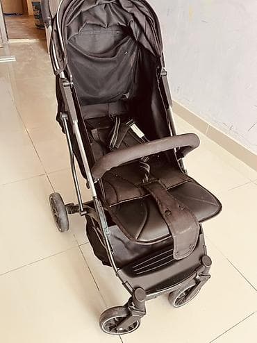 araba: Uşaq arabası – yığılan, yüngül və praktik model - Rəng: qara - — 1