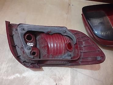 Kia Rio arxa stop kölgə verilmiş sağ yaxşı vəziyyətdədi solda cat var — 3