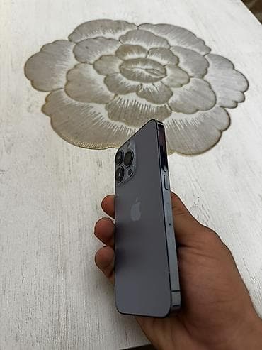 apple airpod: IPhone 13 Pro, 128 GB, Sierra Blue, Face ID — 5