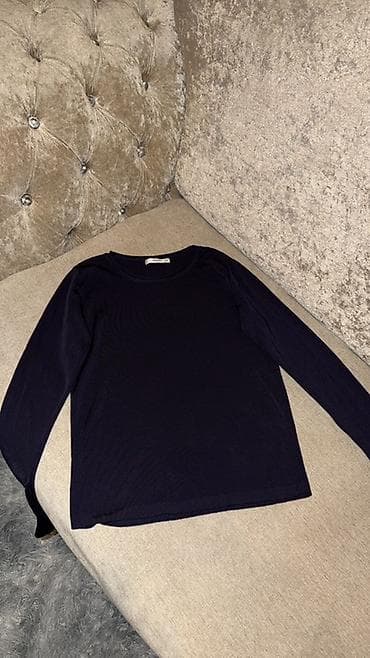 Məhsul: Mango Suit qadın uzunqollu köynək/sviter - Rəng: tünd lacivərt