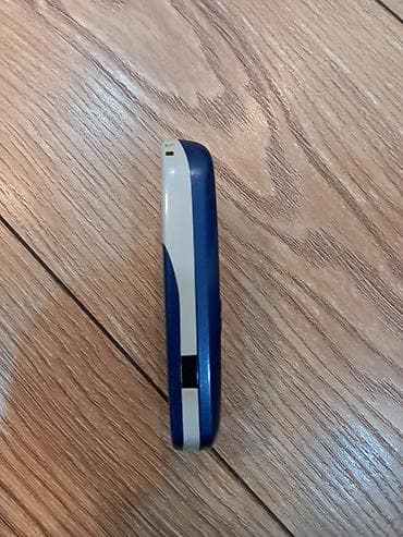 telegonlar: Batereyası şişib üzərində iki ədəd orginal adabteri verilir Siemens — 4