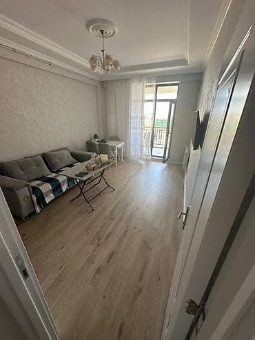 Kirayə mənzillər: Sumqayıt Bulvarı Bəyaz MTK Sahibindən 2 otaqlı,dəniz mənzərəli kirayə — 2