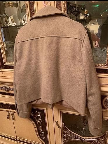 klassik şalvar: ZARA qadın qısa kəsməli jaket - Rəng: bej/şabalıdı ton - Model — 4