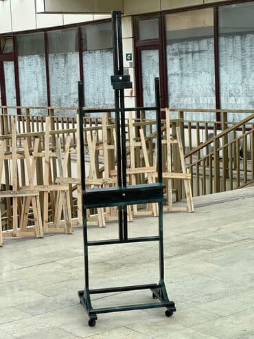 qara fon şəkilləri: Выстовочный стенд, Металл — 2