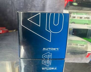 metbex tavan modelleri: Коллекционная модель Mercedes-Benz G-class W463 silver 2012 AutoArt — 4