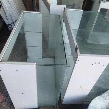 rəf vitrinləri: Şüşəli dolab vitrini, İşlənmiş — 5