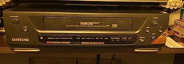 Samsung VHS videomaqnitofon - Model: Samsung Diamond Head VHS (Multi