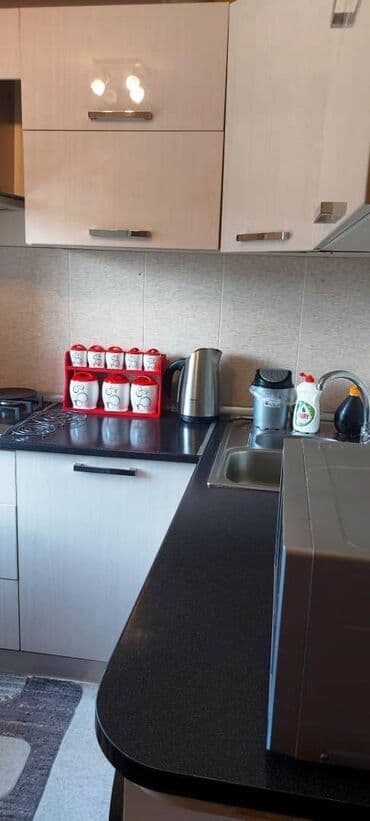 binədə ev: Bakı, 2 otaqlı, Köhnə tikili, m. Neftçilər, 45 kv. m — 7