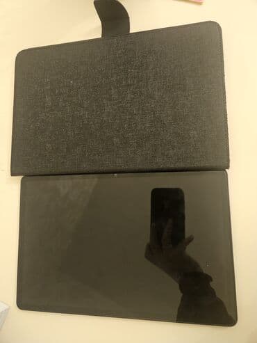 Kia: Huawei planşet + örtük 📌 Bir il öncə alınıb.Az istifadə olunub.Sadəcə — 2