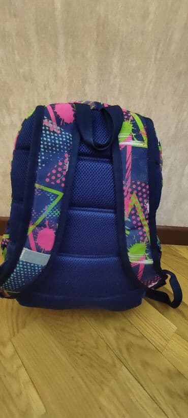 avent butulka basligi qiymeti: Məktəbli çantası yaxşı vəziyyətdədir. içinde elave cibi ve çantanin — 2
