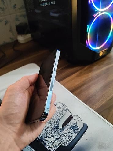 ikinci el ipad mini: IPhone 13 Pro, Sierra Blue, Simsiz şarj — 5