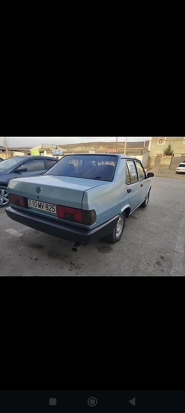 nıssan: Model: Tofaş Doğan (sedan) Rəng: Açıq mavi Kuzov: 4 qapılı, klassik — 3