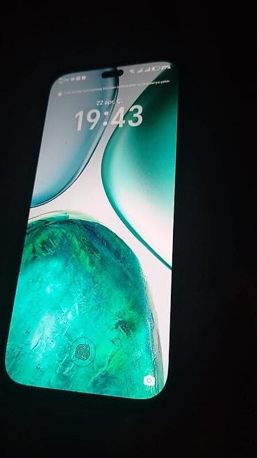 Honor 8C, rəng - Qara, Barmaq izi — 3
