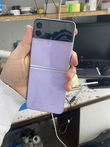 samsung pultlari: Samsung Galaxy Z Flip 3, 128 GB, rəng - Bənövşəyi, Barmaq izi — 1