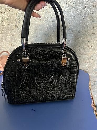 Çantalar: Çanta dəsti, Fendi — 2