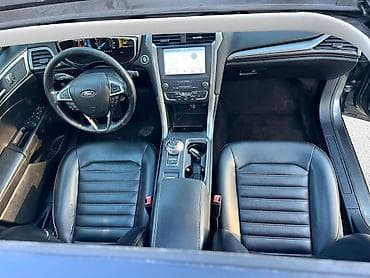 avtomobil oturacaqlar: Ford Fusion: 1.5 l | 2018 il 107747 km Sedan — 4