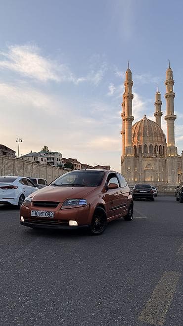 195 45 16: Chevrolet Aveo: 1.2 l | 2005 il 217000 km Hetçbek — 1