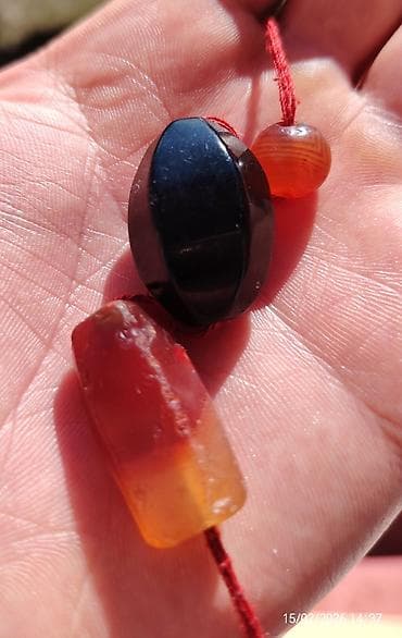 saat aliram: KƏHRABA DAŞI 3 ƏDƏD 1940 CI İLDƏ ALINIB VƏ İSTİFADƏ OLUNMADAN — 3