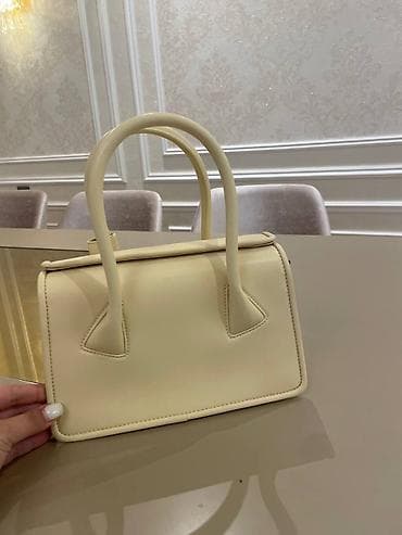 Əl çantası, Charles & Keith, Yeni — 2
