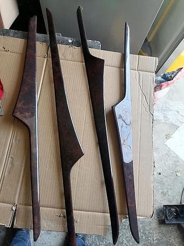 vaz qapi: Mercedes 4goz salon qapılarının kantı ela vezyetdedi — 2