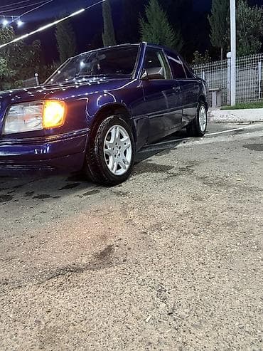 yuk maşınlar: Mercedes-Benz W124: 2.2 l | Sedan — 2