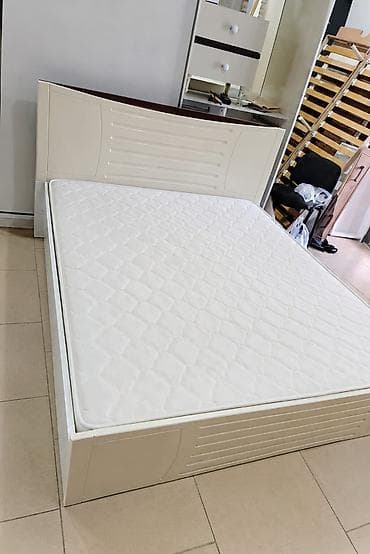 İşlənmiş, İkinəfərlik çarpayı, Bazasız, Matras ilə, Siyirməsiz