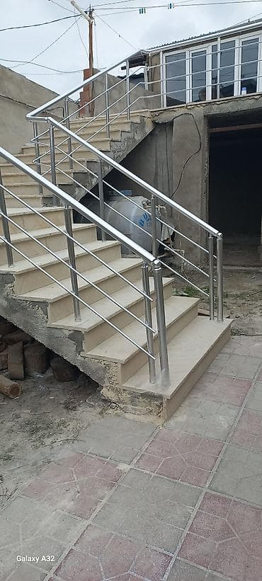 Alminum məhəccər .Paslanmayan poladdan (inox) pilləkən məhəccərləri və