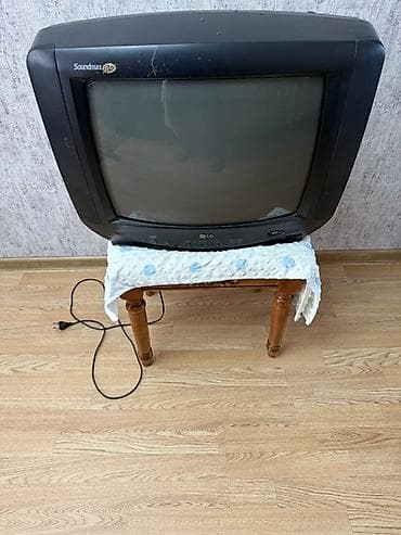 tv boks: Televizor LG — 4