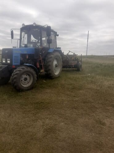 disk təkər type 0 per page 40: Belarus 892 traktor kotanla - Güclü dörd silindrli dizel mühərrik - — 4