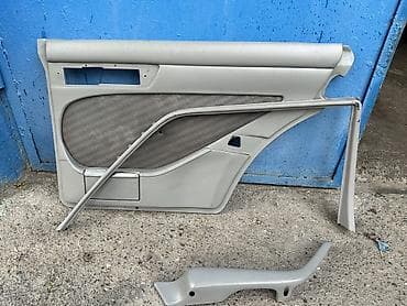 mersedes şit: Mercedes-Benz W124 — 1