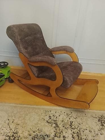 ofis kreslo islenmis: Emakacalka 200₼Satilir. 2-aydi Alınıb ideal veziyyetdedi 550 — 1