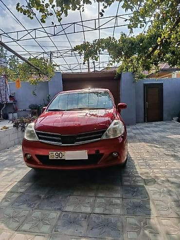 a6 audi: Nissan Tiida: 1.6 l | 2008 il Sedan — 9