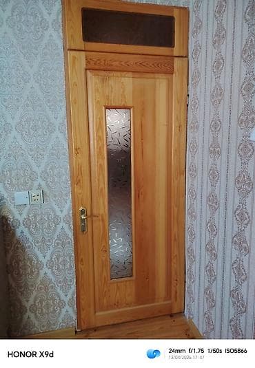 ev qapilari 2020: Taxta otaq qapıları – şüşəli dizay 

4 ədəd taxta qapı 100 manat — 5