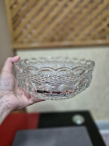 xrusta: Kəsimli şüşə meyvə/şirniyyat qabı - Material: qalın, şəffaf şüşə - — 2