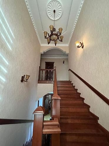 6 otaqlı, 260 kv. m, Kredit yoxdur, Yeni təmirli