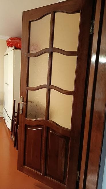 Məhsul: Şüşəli taxta otaq qapısı - Material: kütləvi ağac (taxta) — 2