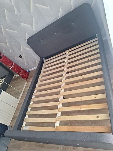 Taxt JUSK matrassız Satılır 180₼ Demək olar ki yenidi Ölçü 1.60/2 lalafo.az -da Taxt JUSK matrassız Satılır 180₼ Demək olar ki yenidi Ölçü 1.60/2