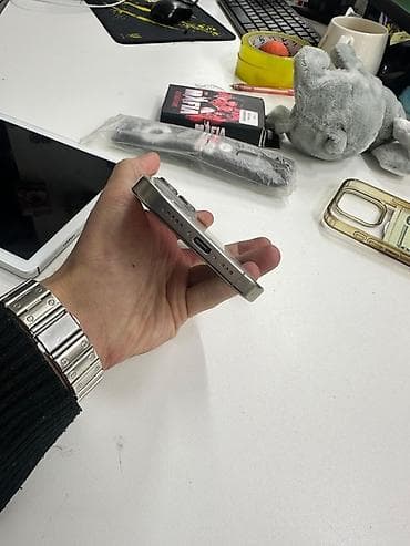 iphone 11 pro qiymət: IPhone 16 Pro, 128 GB, Desert Titanium — 5